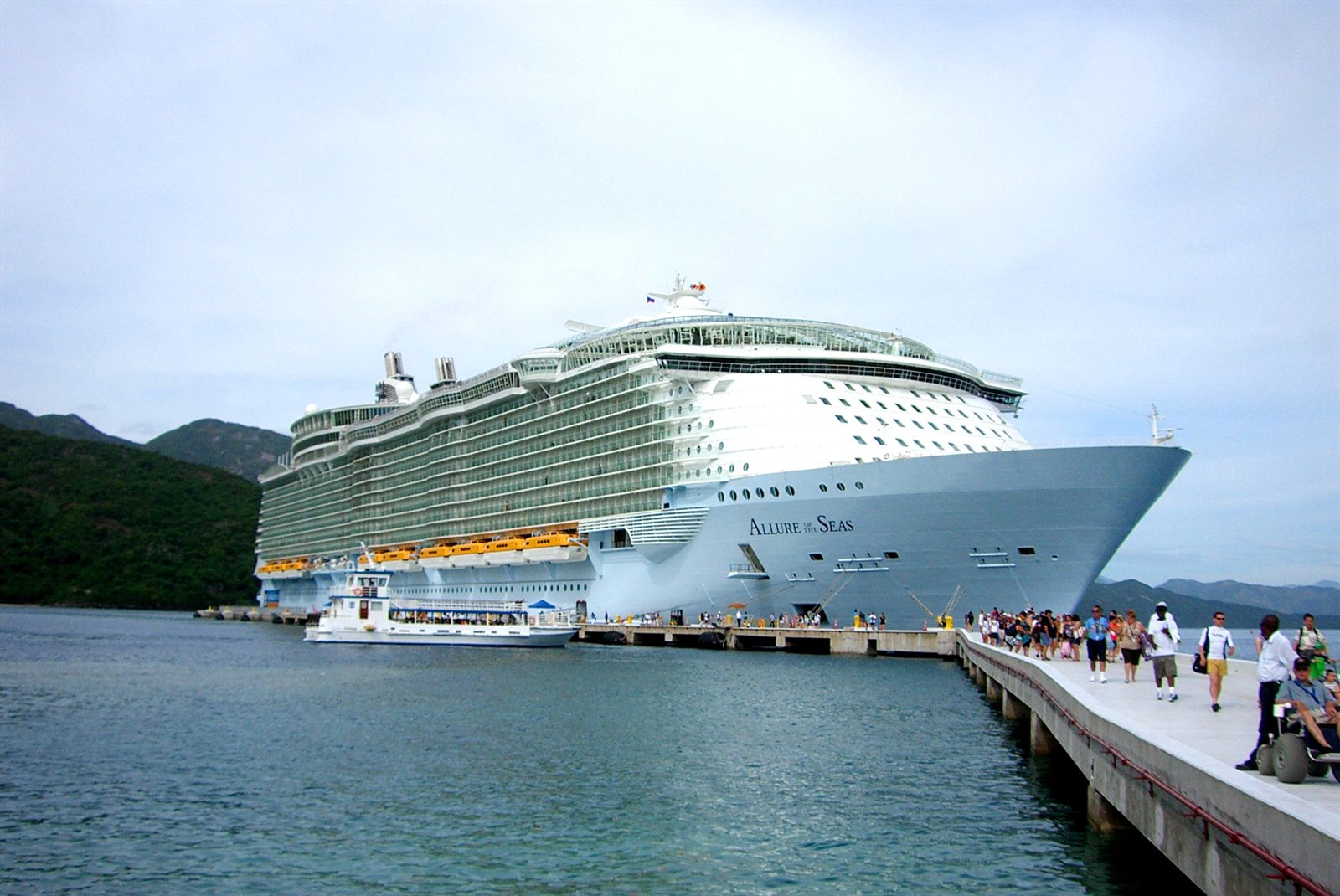 Foto do navio Allure of the Seas.