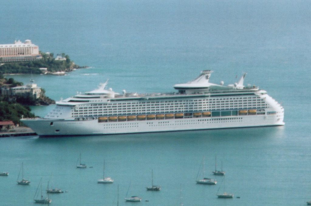 Foto do navio Explorer of the Seas.
