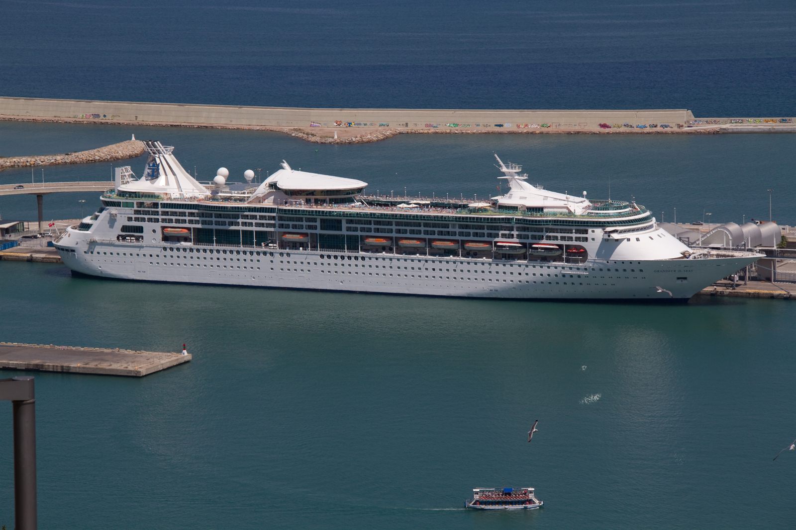 Foto do navio Grandeur of the Seas.